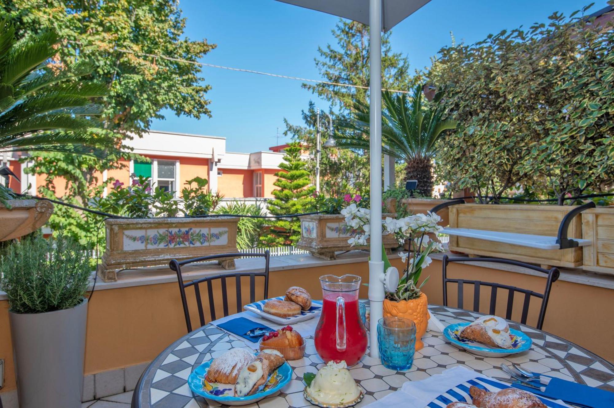 Relais Sorrento Terrace And Relax Bed and Breakfast Exteriör bild